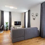 Slovenka Celje