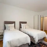 Slovenka Apartment *