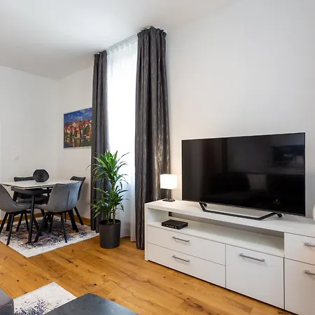 Slovenka Apartman Celje