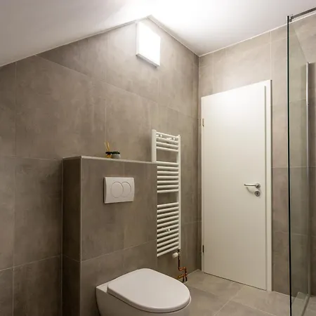 Slovenka Appartement *
