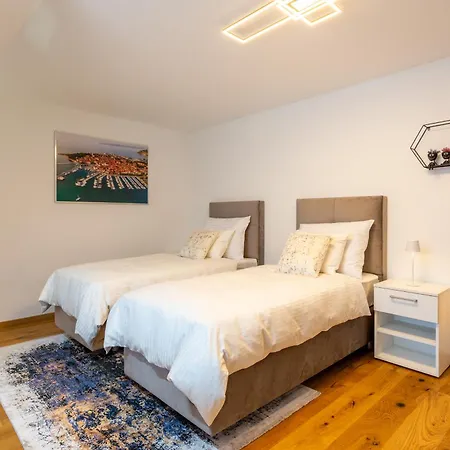 Slovenka Lejlighed *