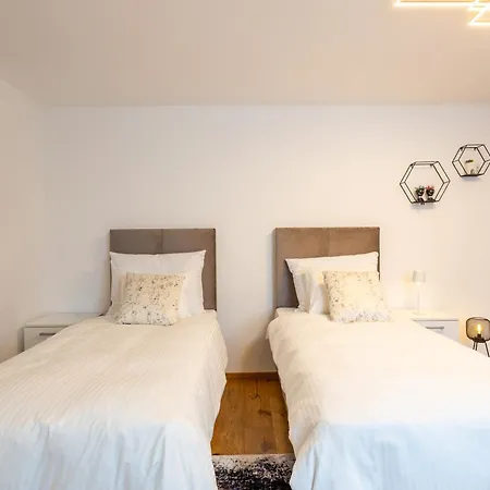 Slovenka Apartmán *