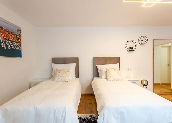 Slovenka Apartmán *